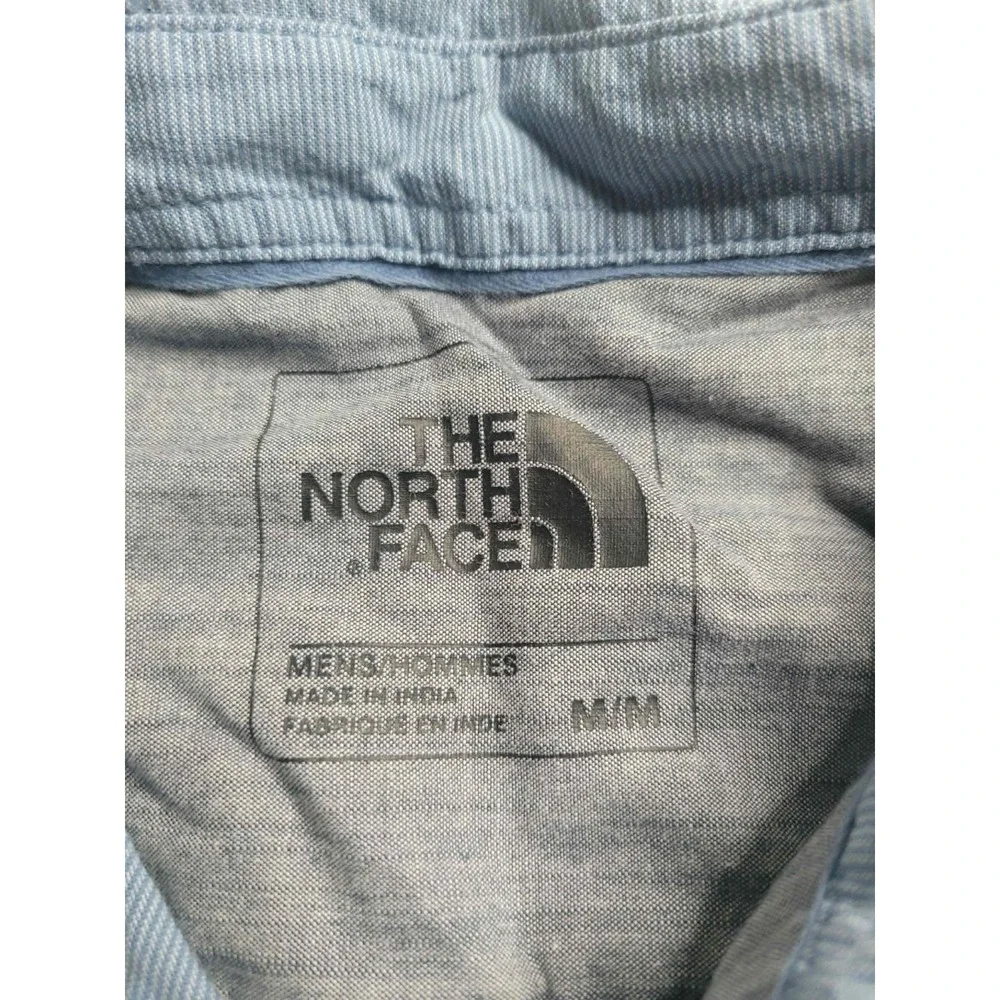 The North Face Blue Short Sleeve Button Down Shirt Men's Medium‎ Outdoors Preppy